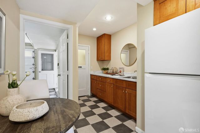 2275 35th Avenue, San Francisco, CA 94116