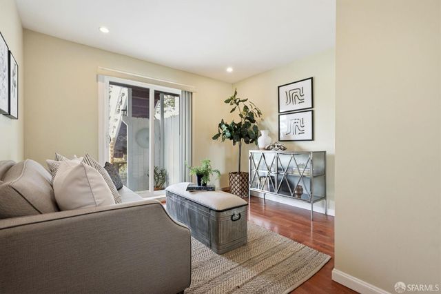 2275 35th Avenue, San Francisco, CA 94116