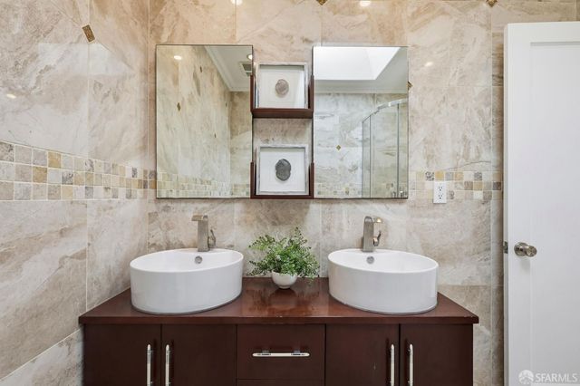 2275 35th Avenue, San Francisco, CA 94116