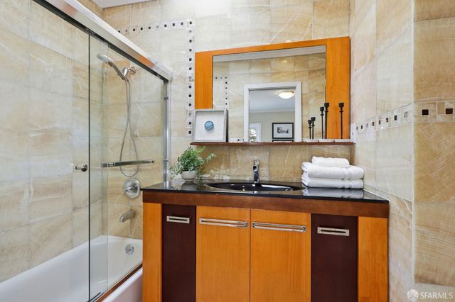 2275 35th Avenue, San Francisco, CA 94116