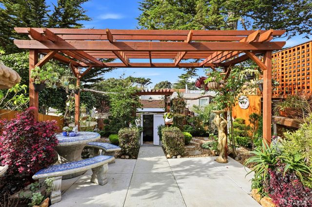 2275 35th Avenue, San Francisco, CA 94116