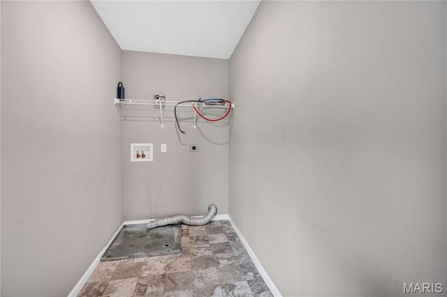 11140 Fort Samuel Dr., Bridgeton, MO 63044