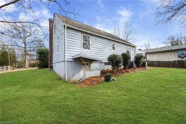 2850 Konnoak Drive, Winston-salem, NC 27127