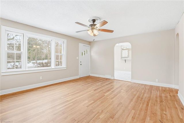 2850 Konnoak Drive, Winston-salem, NC 27127