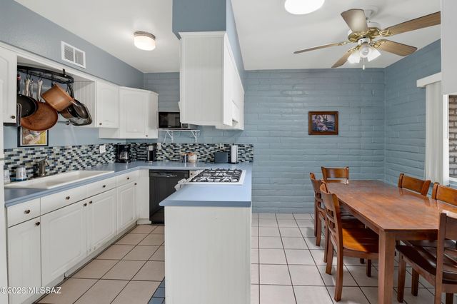 3960 E Flower St Apt 36, Tucson, AZ 85712
