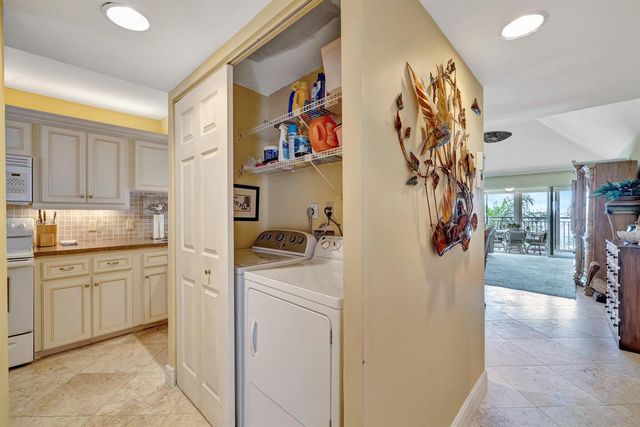 1555 NE Ocean Boulevard 402, Stuart, FL 34996