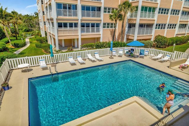 1555 NE Ocean Boulevard 402, Stuart, FL 34996