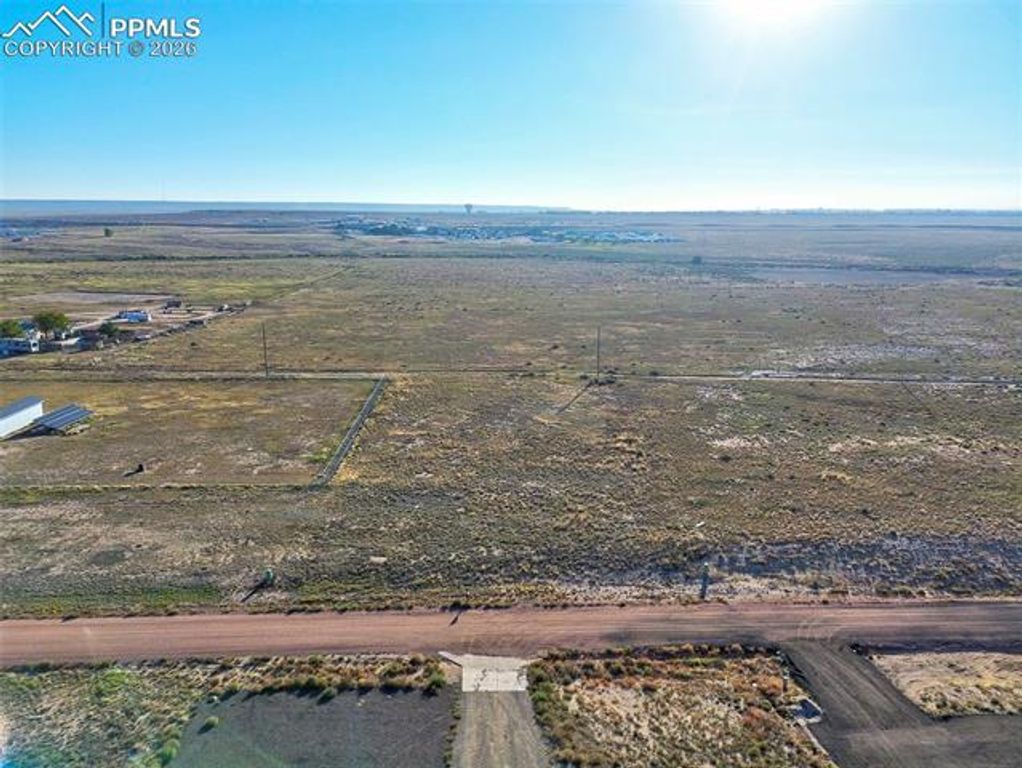 420 N Heather Drive, Pueblo, CO 81007 — photo 5