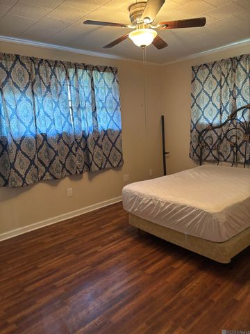 2641 Court St, Port Allen, LA 70767