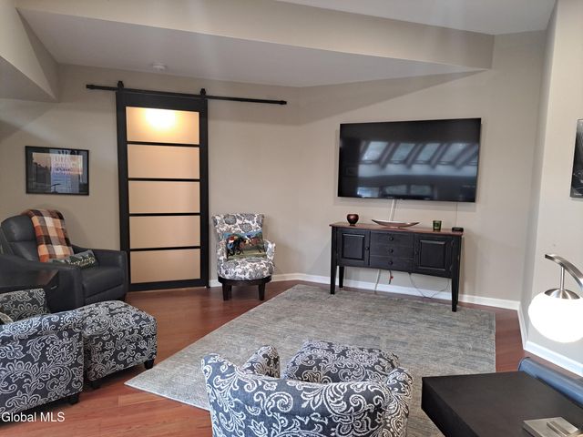 106 Spring St Street 8, Saratoga Springs, NY 12866