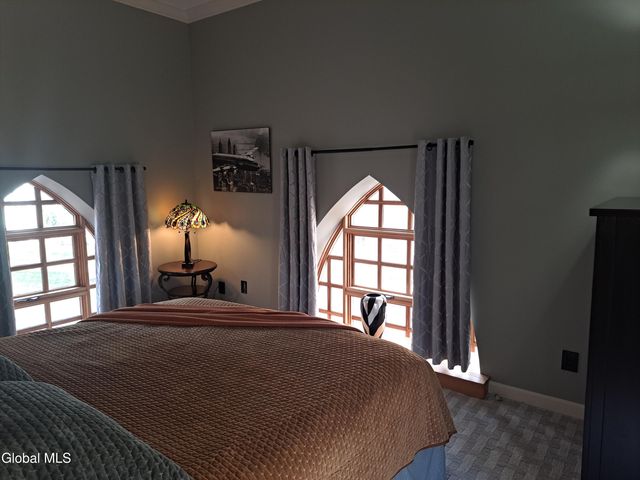 106 Spring St Street 8, Saratoga Springs, NY 12866