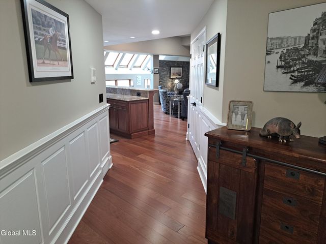 106 Spring St Street 8, Saratoga Springs, NY 12866