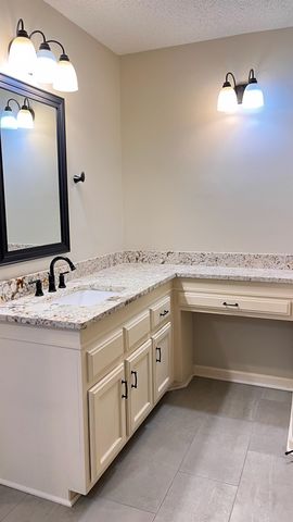 7770 JUNIPER CV, Memphis, TN 38016