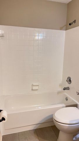 7770 JUNIPER CV, Memphis, TN 38016