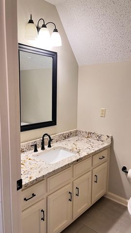 7770 JUNIPER CV, Memphis, TN 38016