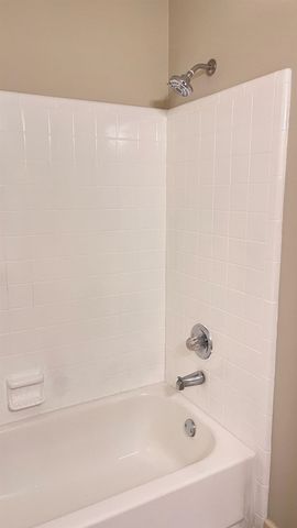 7770 JUNIPER CV, Memphis, TN 38016