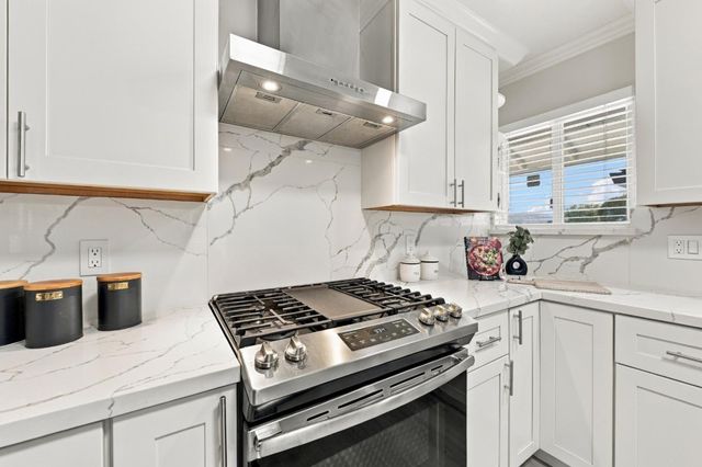 28333 Sparrow Road, Hayward, CA 94545
