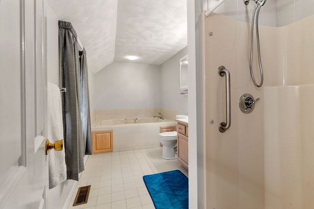 113 Brickett Hill Circle 113, Haverhill, MA 01830