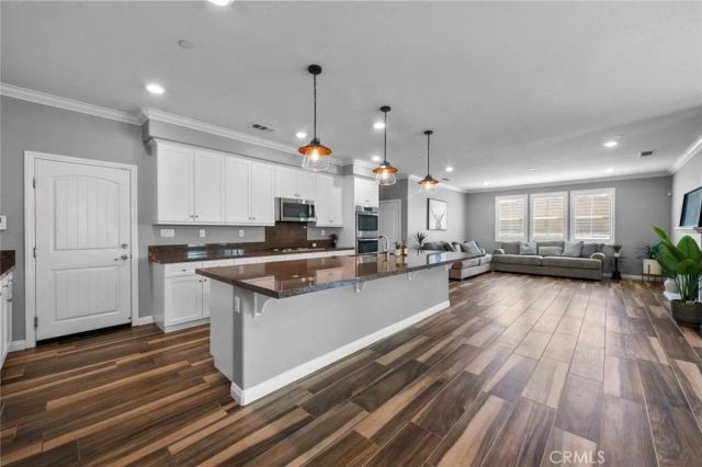 5425 Daytime Avenue, Fontana, CA 92336