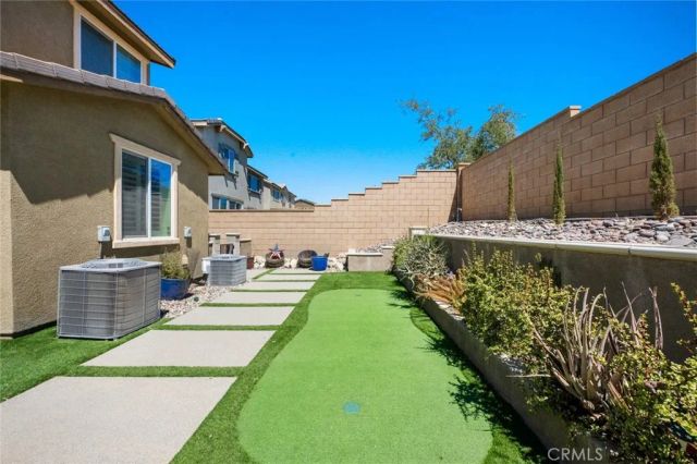 5425 Daytime Avenue, Fontana, CA 92336