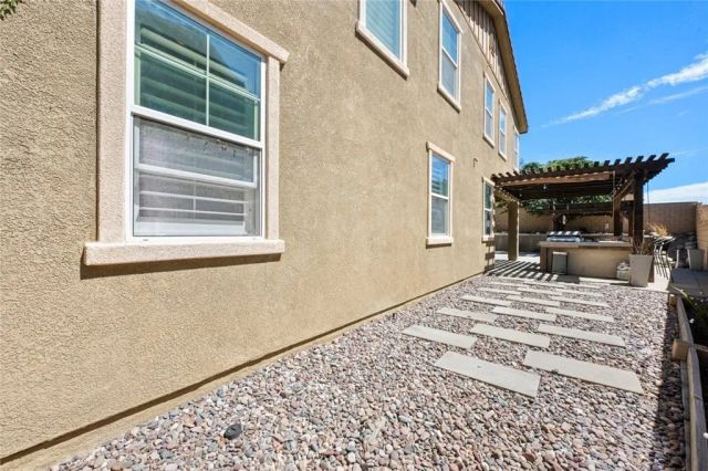 5425 Daytime Avenue, Fontana, CA 92336