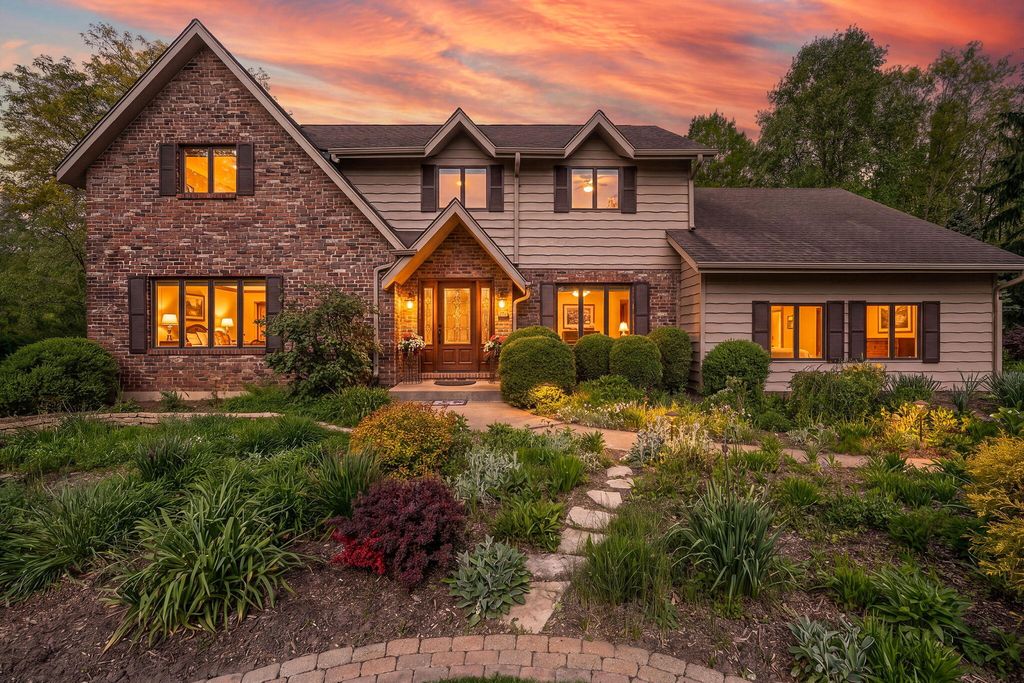 12430 Van Buren Street, Crown Point, IN 46307
