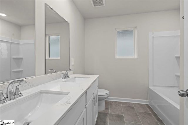 422 Yellowstone Trail, Gray Court, SC 29645