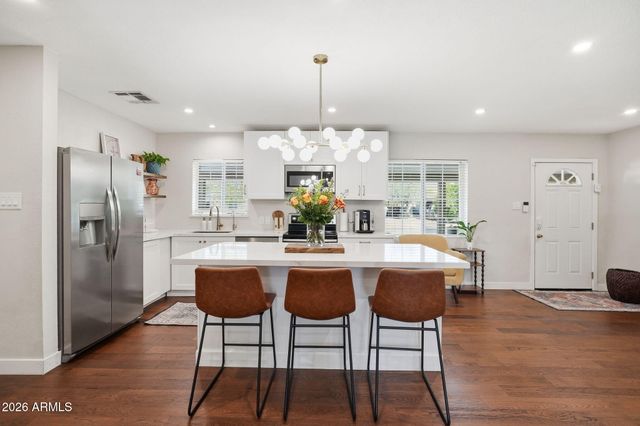 4246 N 10TH Street, Phoenix, AZ 85014