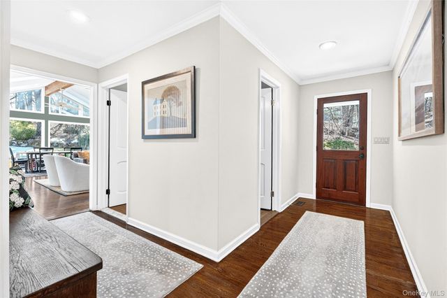 18 Reynolds Lane, Katonah, NY 10536