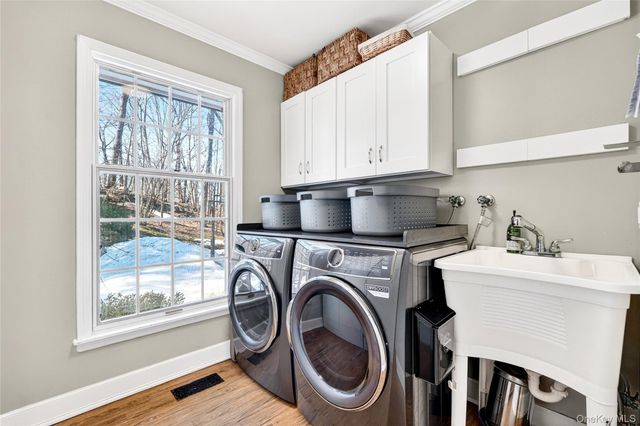 18 Reynolds Lane, Katonah, NY 10536