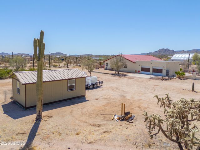 209 S HIDDEN VALLEY Road, Maricopa, AZ 85139