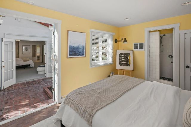 7227 Olivetas Ave, La Jolla, CA 92037