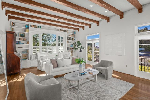 7227 Olivetas Ave, La Jolla, CA 92037