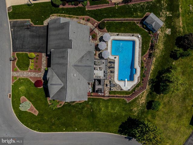 2101 CHATHAM WAY, Harrisburg, PA 17110
