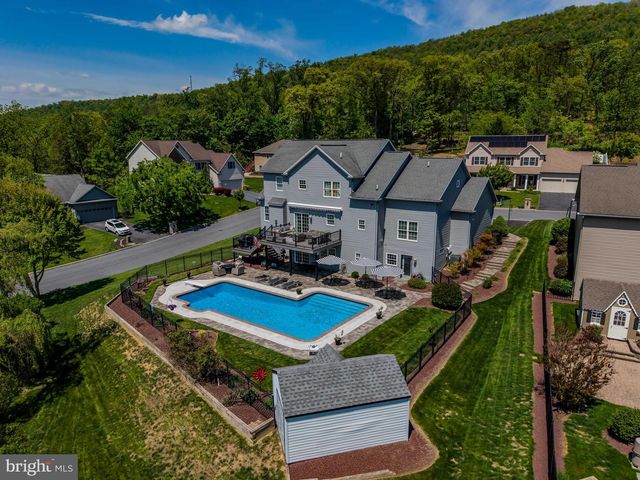 2101 CHATHAM WAY, Harrisburg, PA 17110