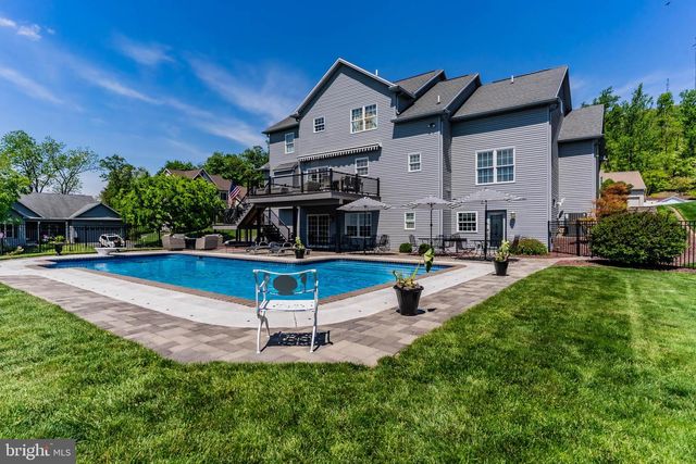 2101 CHATHAM WAY, Harrisburg, PA 17110