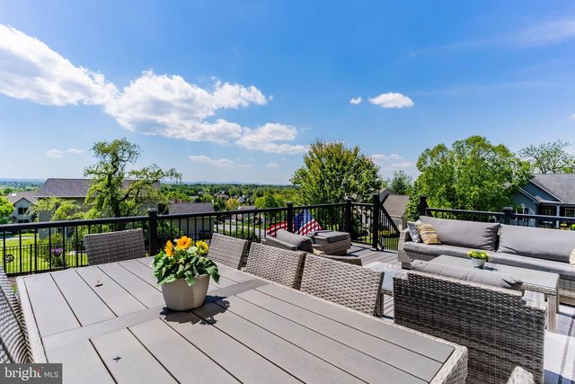 2101 CHATHAM WAY, Harrisburg, PA 17110