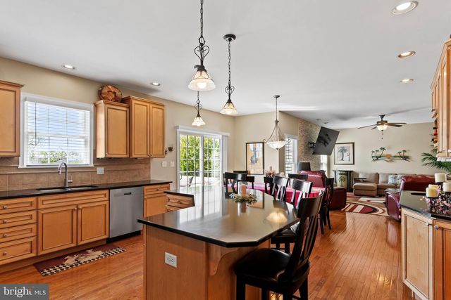 2101 CHATHAM WAY, Harrisburg, PA 17110