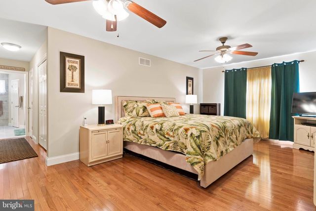 2101 CHATHAM WAY, Harrisburg, PA 17110