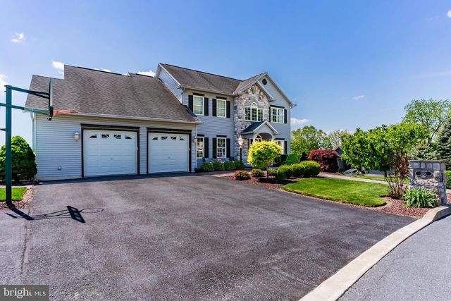 2101 CHATHAM WAY, Harrisburg, PA 17110