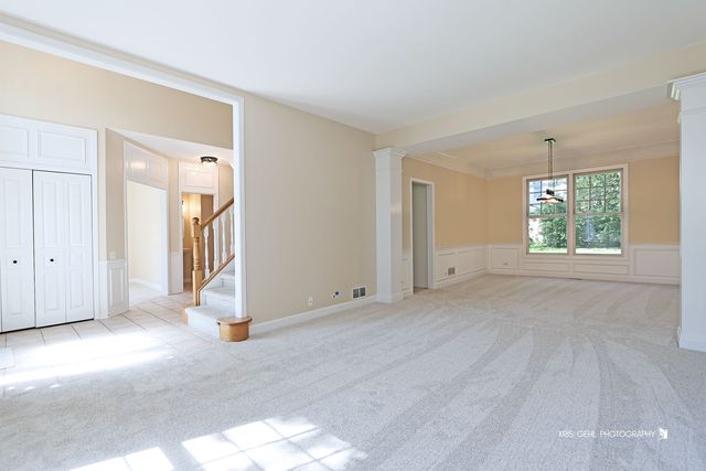 1096 Chesapeake Boulevard, Grayslake, IL 60030