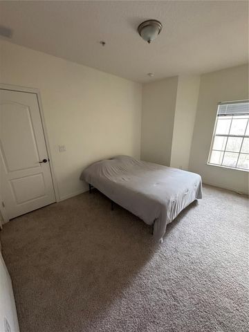 6043 STRADA ISLE WAY, Orlando, FL 32835