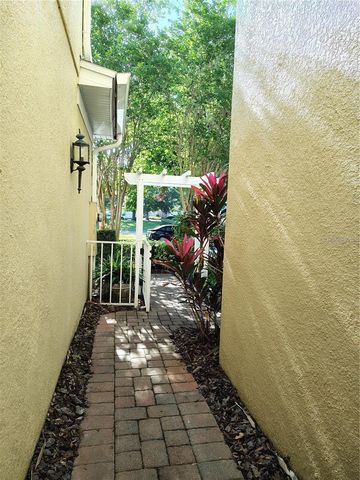 6043 STRADA ISLE WAY, Orlando, FL 32835