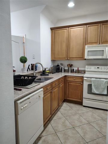 6043 STRADA ISLE WAY, Orlando, FL 32835