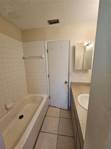 617 SILVER PASS, Ocala, FL 34472