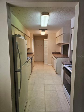 617 SILVER PASS, Ocala, FL 34472