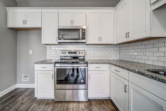167 Rothwood PVT Drive, Hendersonville, TN 37075