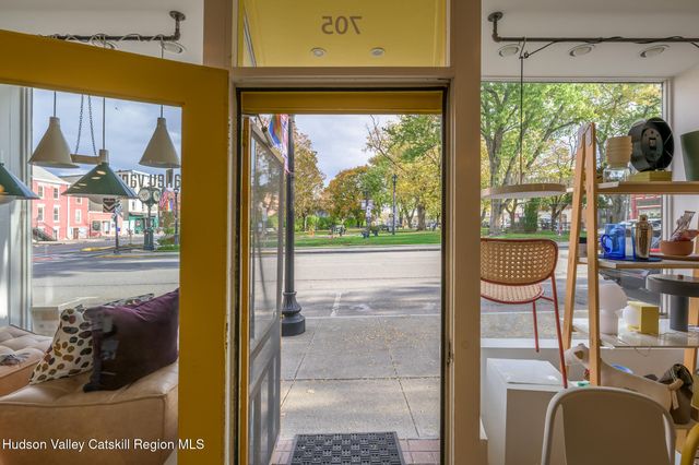 705 Warren Street, Hudson, NY 12534