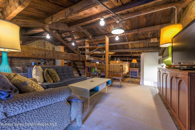 705 Warren Street, Hudson, NY 12534