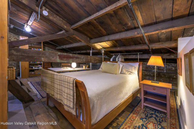 705 Warren Street, Hudson, NY 12534